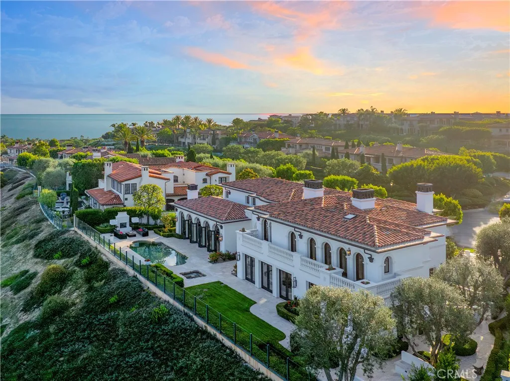 listing main picture