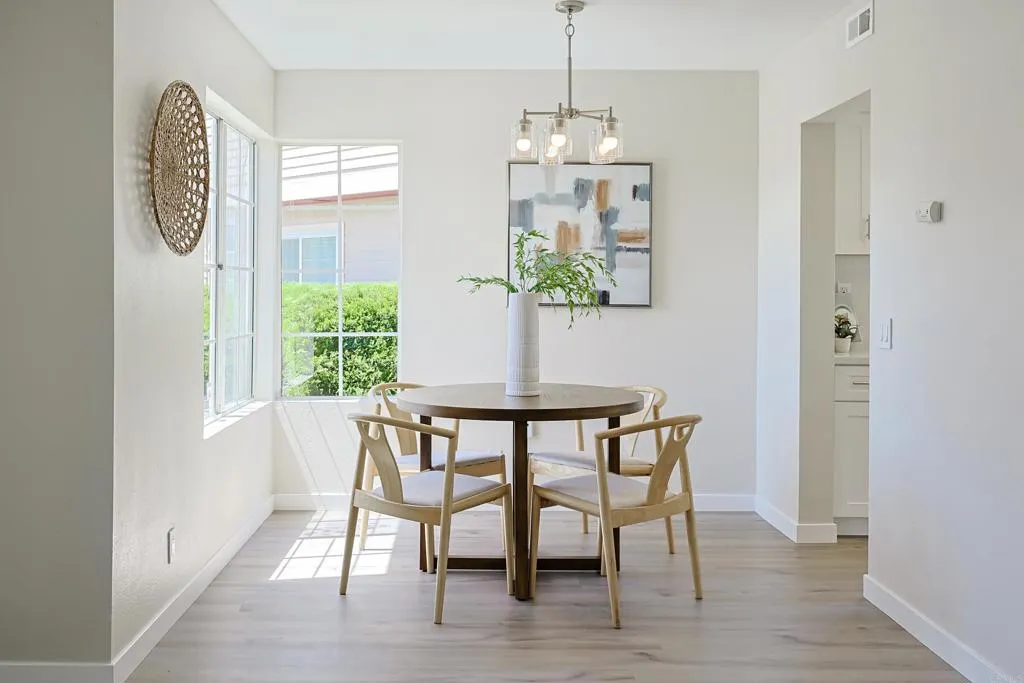 Photo #4: PTP2503363 Listing 
