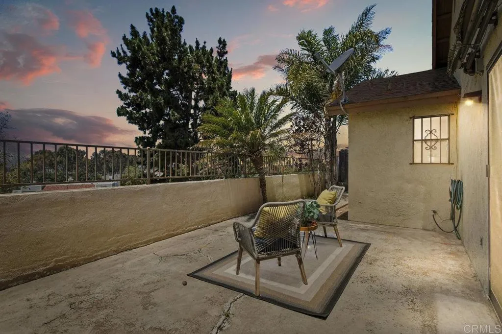 https://cdn.realtyfeed.com/cdn/127/306435990/a02c6b98812bd641a6ac149208fc6731.webp