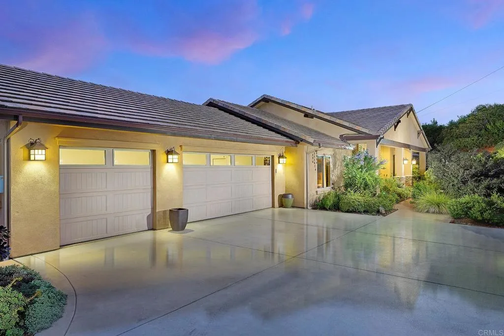 https://cdn.realtyfeed.com/cdn/127/306436016/3eb01aac6fb90ea235408cb026e28554.webp
