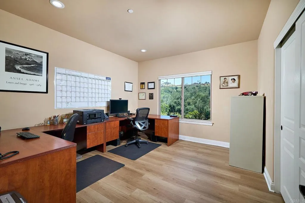 https://cdn.realtyfeed.com/cdn/127/306436016/f72d73be3ed9b92b639068bc39208299.webp