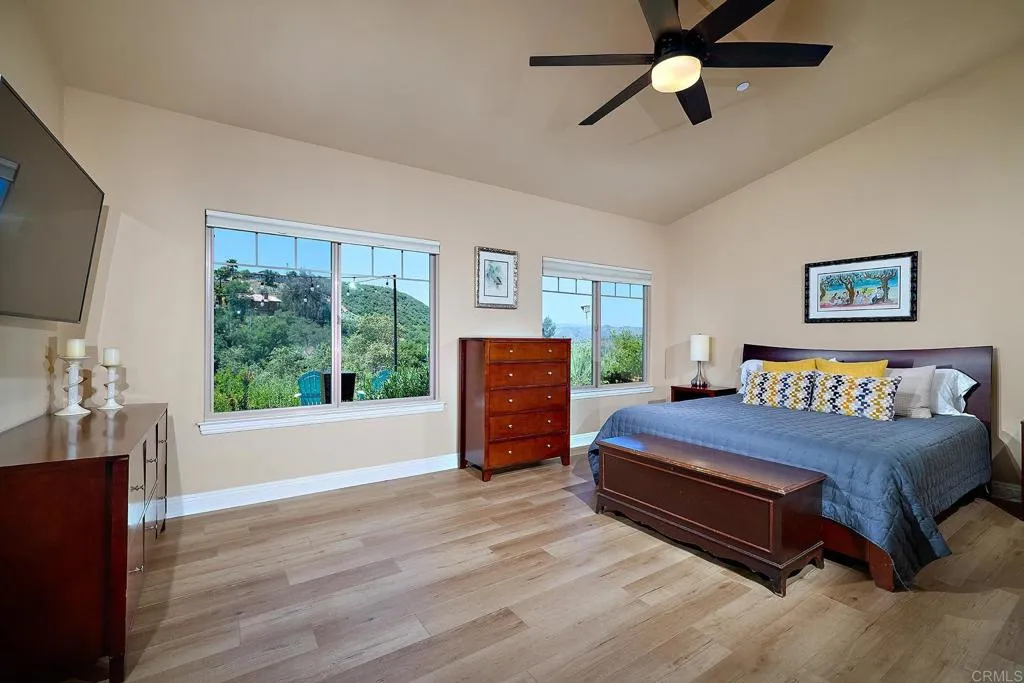 https://cdn.realtyfeed.com/cdn/127/306436016/fa8e0b24334f5b35167b2a997c474d40.webp