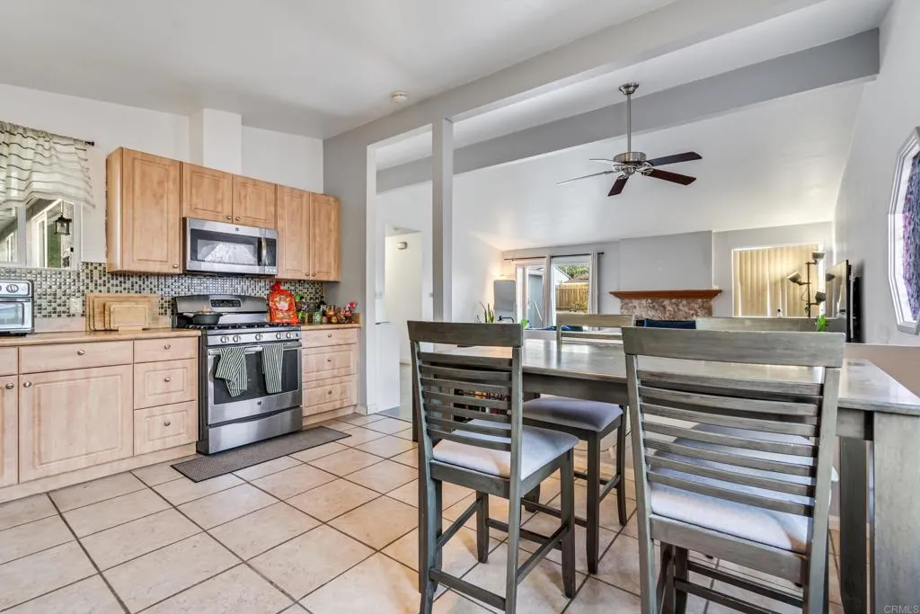 https://cdn.realtyfeed.com/cdn/127/306436029/e68d60e205b74a11006ee8ca835ff934.webp