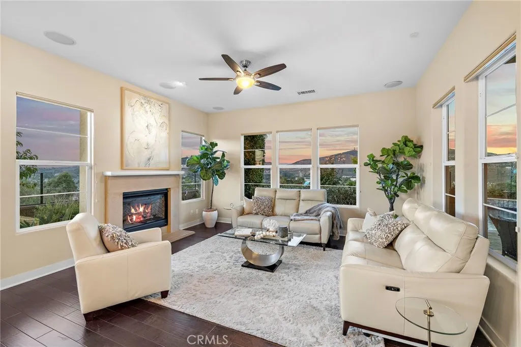 https://cdn.realtyfeed.com/cdn/127/306436205/ee5250a4da9ef48dd5ed34eaea338aa4.webp