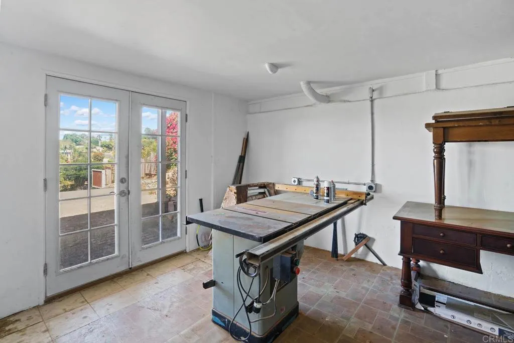 https://cdn.realtyfeed.com/cdn/127/306436207/8afbfdeb4a6a798aee91f0408af04399.webp
