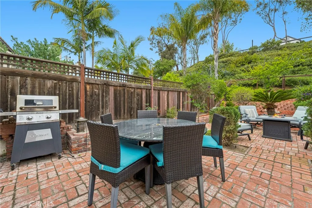 https://cdn.realtyfeed.com/cdn/127/306436212/0c1d2cddcde74b1a0b48ce6c16776704.webp