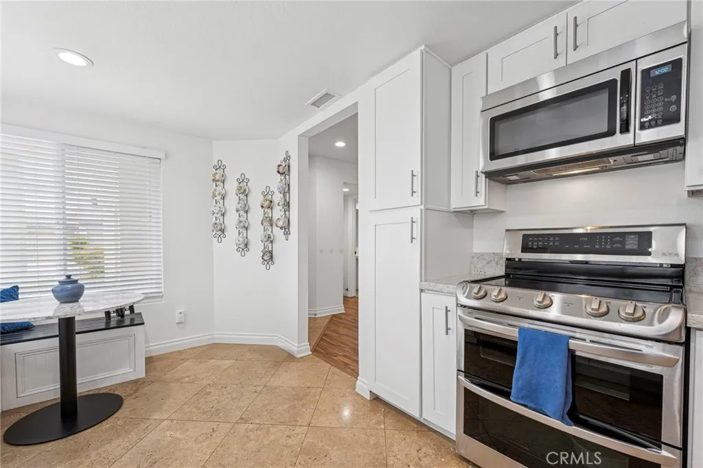 https://cdn.realtyfeed.com/cdn/127/306436212/3f69b9075767a4440360a27f03aafca4.webp