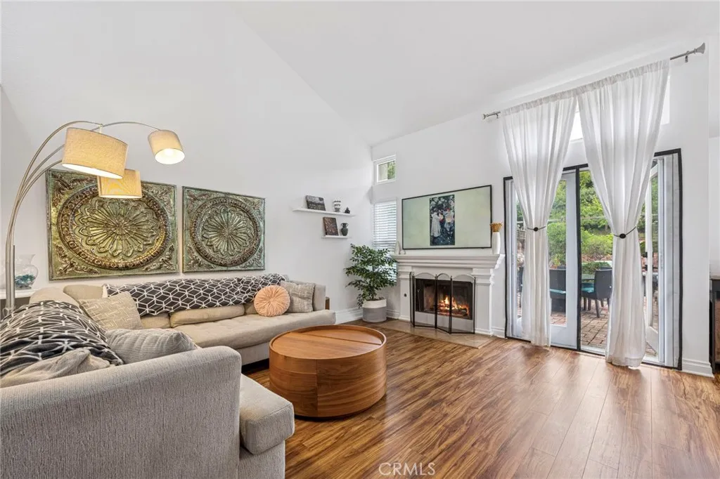 https://cdn.realtyfeed.com/cdn/127/306436212/ebec5b28e9c8533b907470567d7bf55d.webp