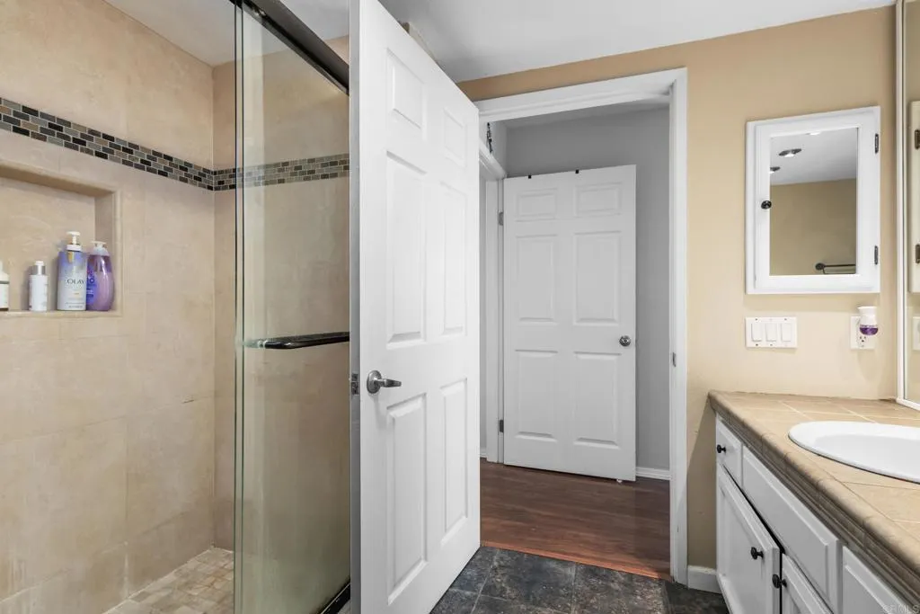 https://cdn.realtyfeed.com/cdn/127/306436236/8141884194c5f93f17020e771cb09177.webp