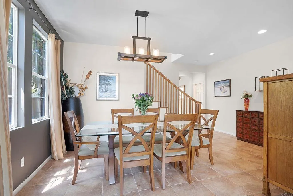 https://cdn.realtyfeed.com/cdn/127/306436273/500801a09a4b861b613732af8fc2a298.webp