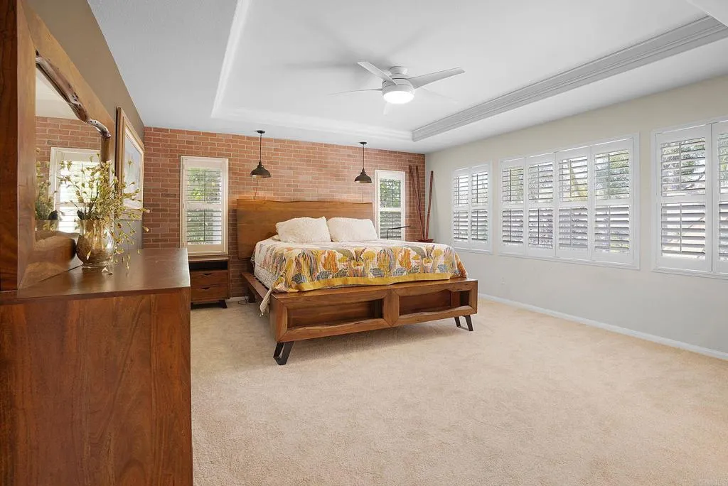 https://cdn.realtyfeed.com/cdn/127/306436273/9501706acbd5fc12707403b95f371524.webp