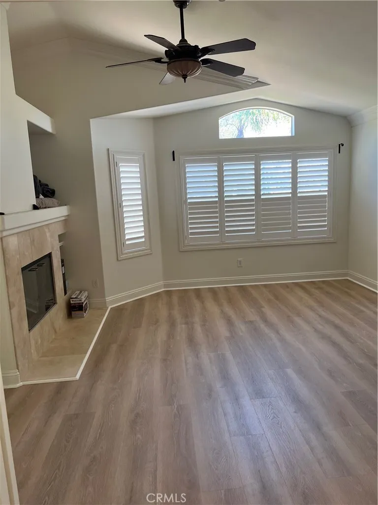https://cdn.realtyfeed.com/cdn/127/306436475/6f2e937379fe4181c02b90262356cfd3.webp