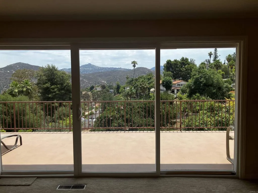 https://cdn.realtyfeed.com/cdn/127/306436488/20844ec2b4bc88138ee2a1b15ceef624.webp