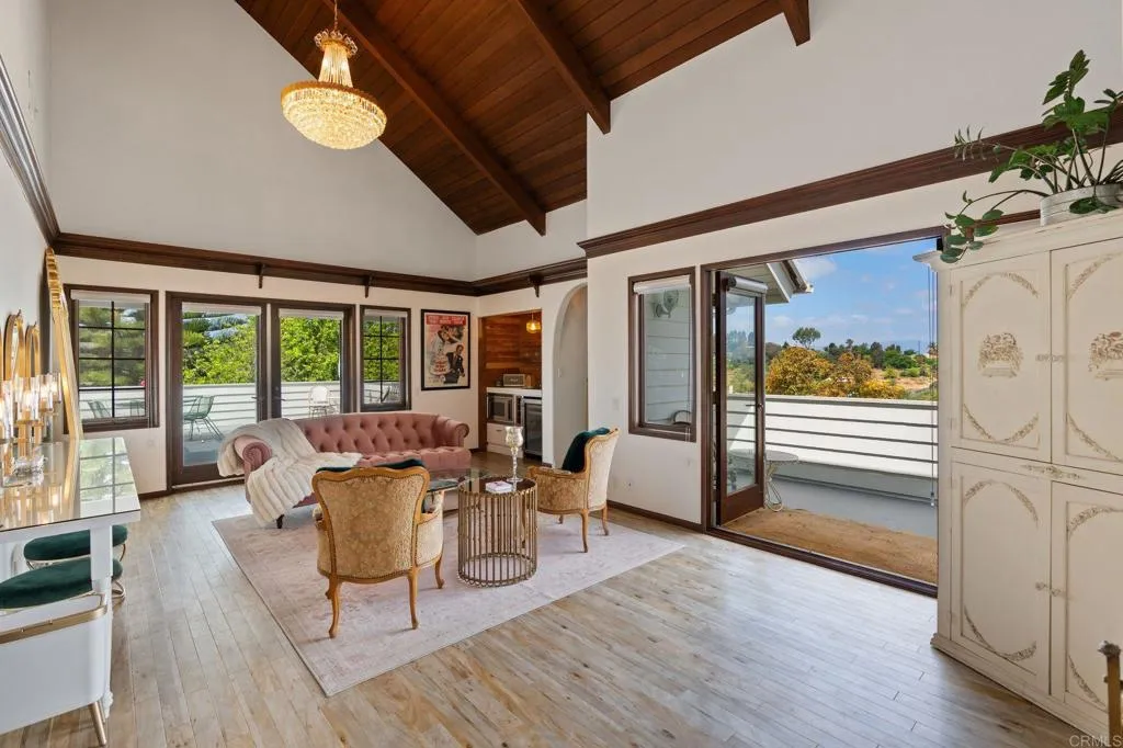 https://cdn.realtyfeed.com/cdn/127/306436517/0e9b5723c882e9a00361ba4935de54e8.webp