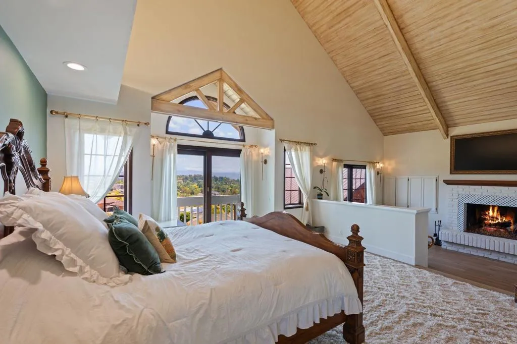 https://cdn.realtyfeed.com/cdn/127/306436517/2011a0b12ebcd923a8f8e6532cee7a7e.webp