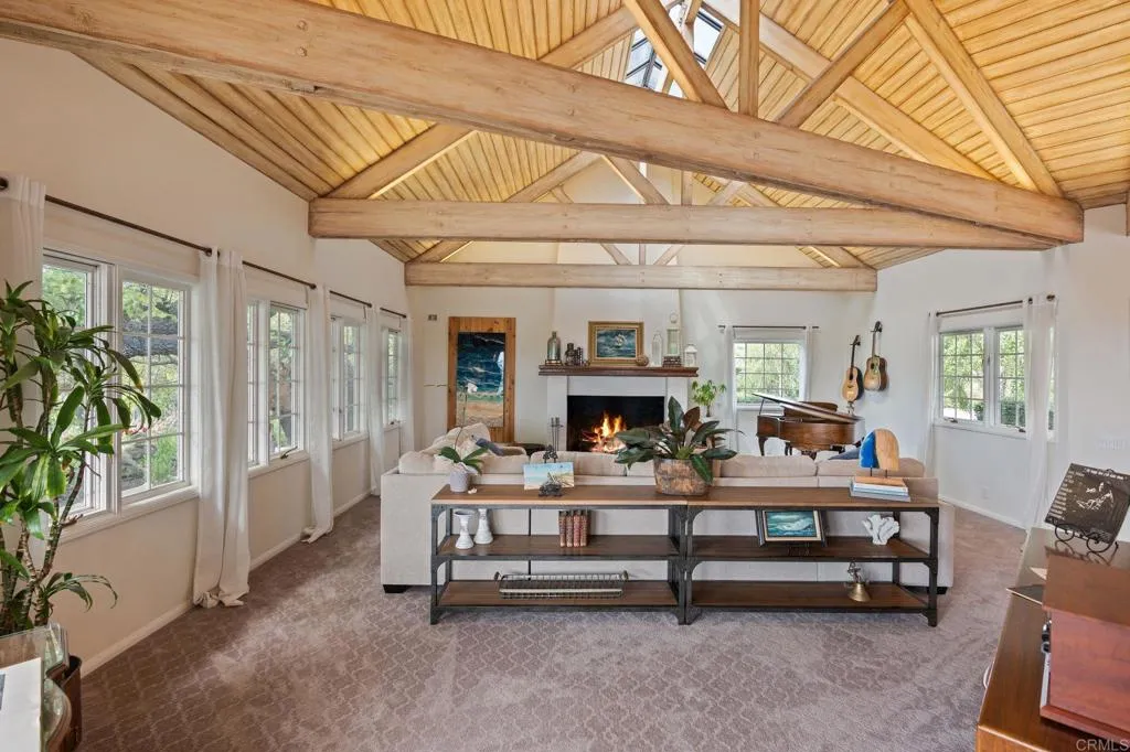 https://cdn.realtyfeed.com/cdn/127/306436517/218d2b1517477c1d415dc78c9fb6b746.webp