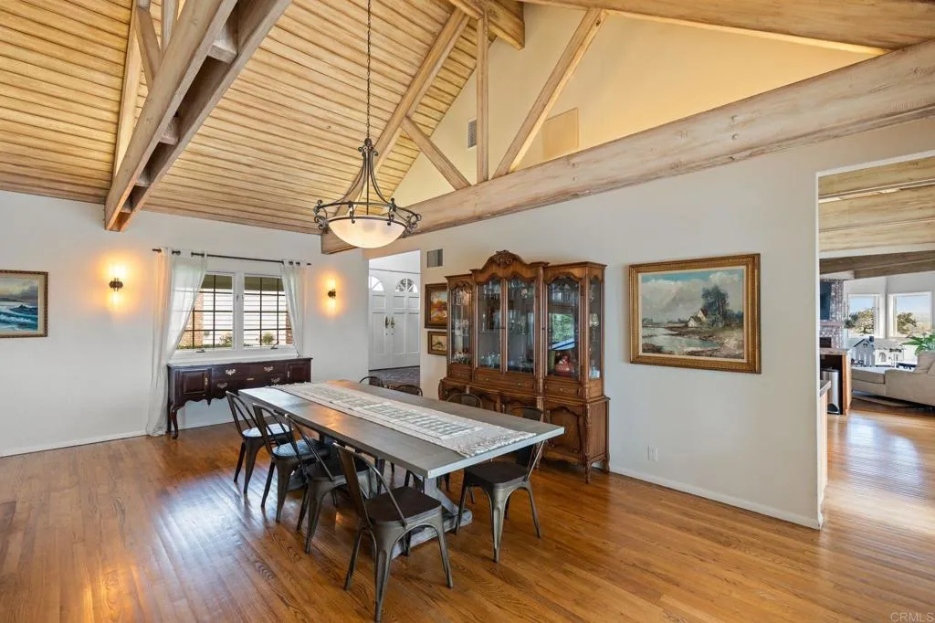 https://cdn.realtyfeed.com/cdn/127/306436517/93983dc596059b40532c5a0cabe3464a.webp