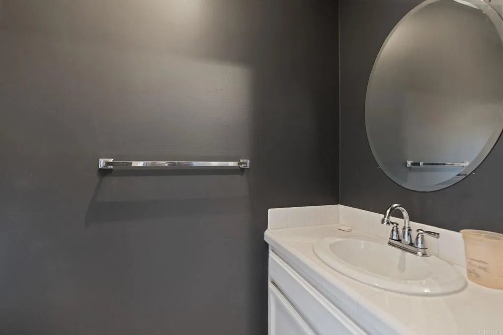 https://cdn.realtyfeed.com/cdn/127/306436517/f747bb757b78ef3a3fa6e5eaaf1e3058.webp