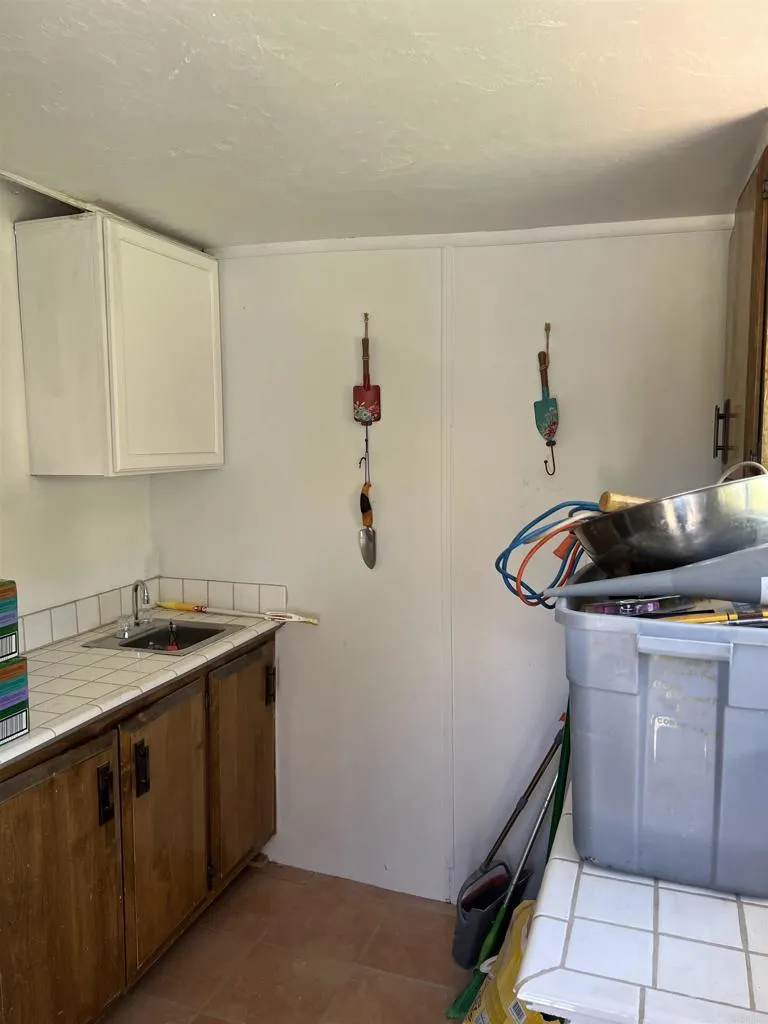 https://cdn.realtyfeed.com/cdn/127/306436548/a07248013da70c00e69b9214ba7203a7.webp