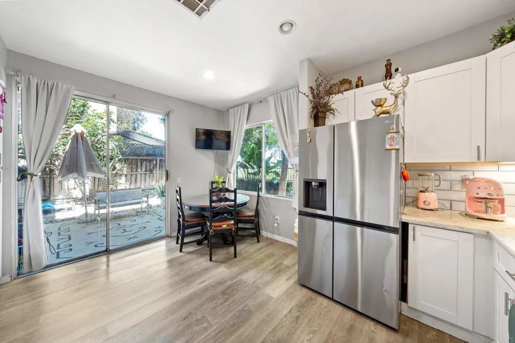https://cdn.realtyfeed.com/cdn/127/306436776/ed66ac240d62ec5ae44f7cc5df0e2e2d.webp