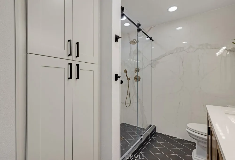 Photo #9: OC25104145 Listing: Photo #9