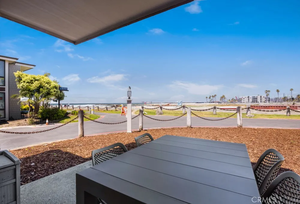 Photo #3: OC25104145 Listing 