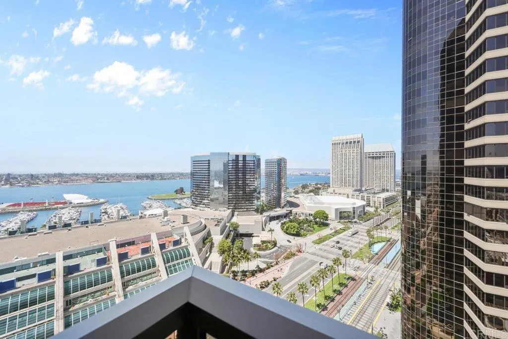 https://cdn.realtyfeed.com/cdn/127/306437108/72d244a7c228dffb7deb06a5ebd7e388.webp