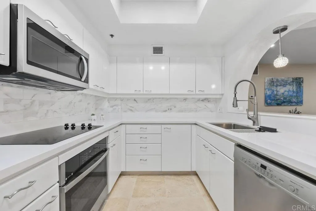 Photo #13: PTP2503409 Listing: Photo #13
