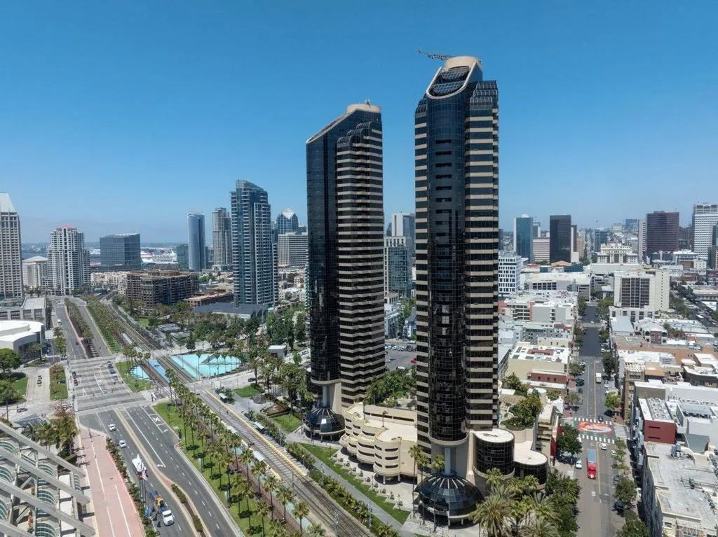 https://cdn.realtyfeed.com/cdn/127/306437108/c8a154b65930f96e8cf0aa3d562a5959.webp