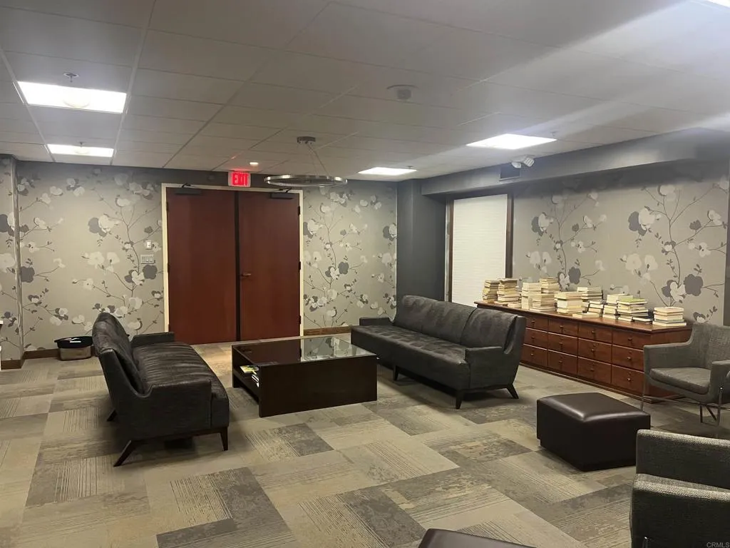 https://cdn.realtyfeed.com/cdn/127/306437108/c943040a8bd5fdd02e1d19494fd30350.webp