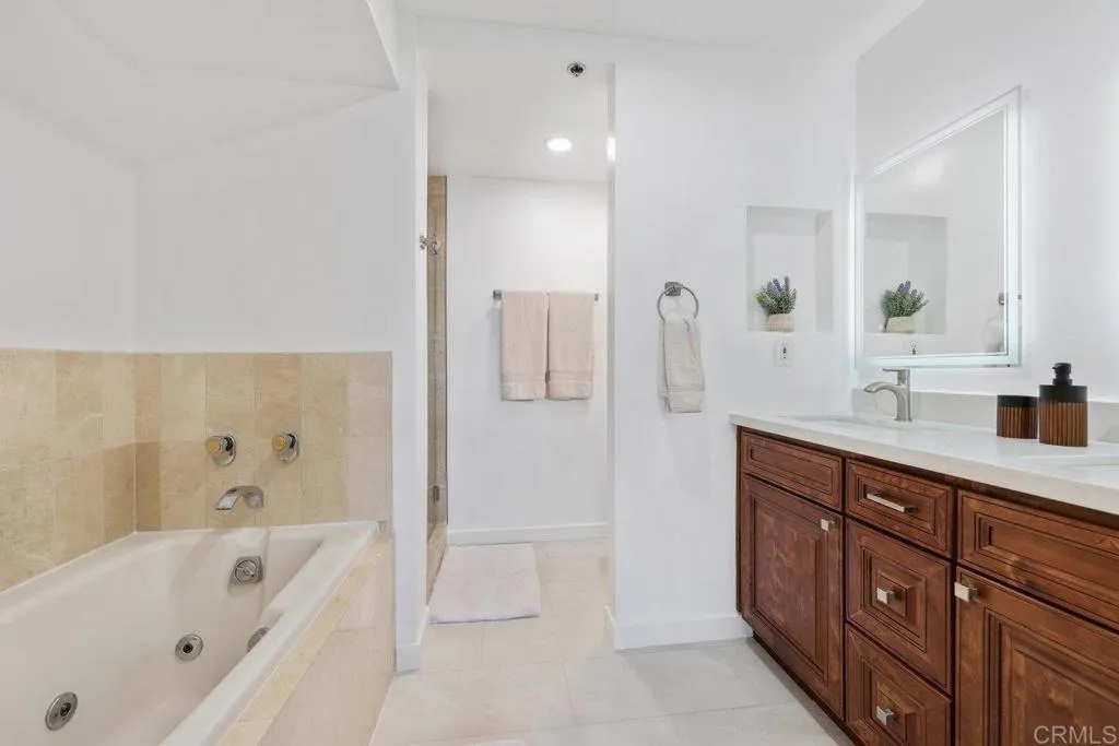 Photo #52: PTP2503409 Listing: Photo #52