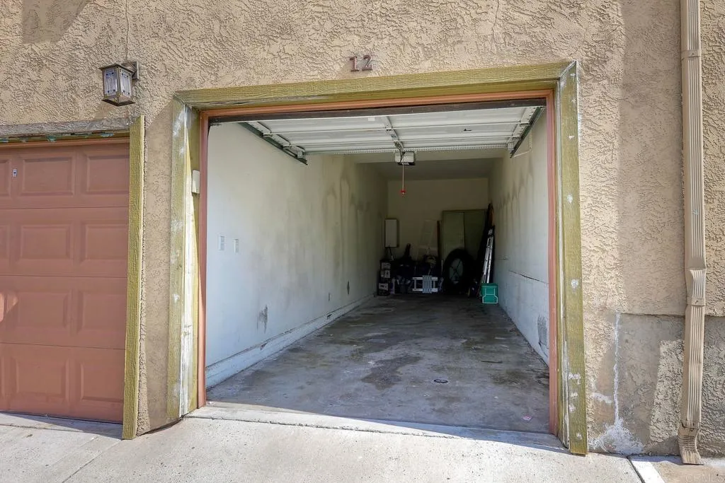 https://cdn.realtyfeed.com/cdn/127/306437125/8a0c61fc18827bd3c945f7ce0fbf92e0.webp