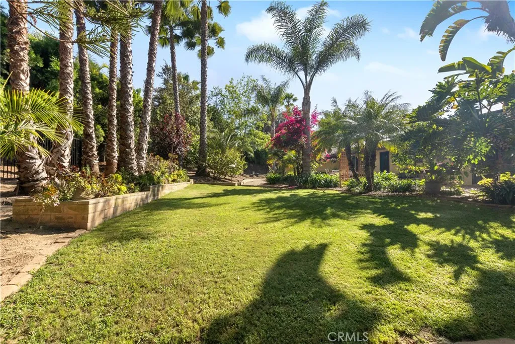 https://cdn.realtyfeed.com/cdn/127/306437130/f8cf38e2b5f7d5d1e549374f77538c3f.webp