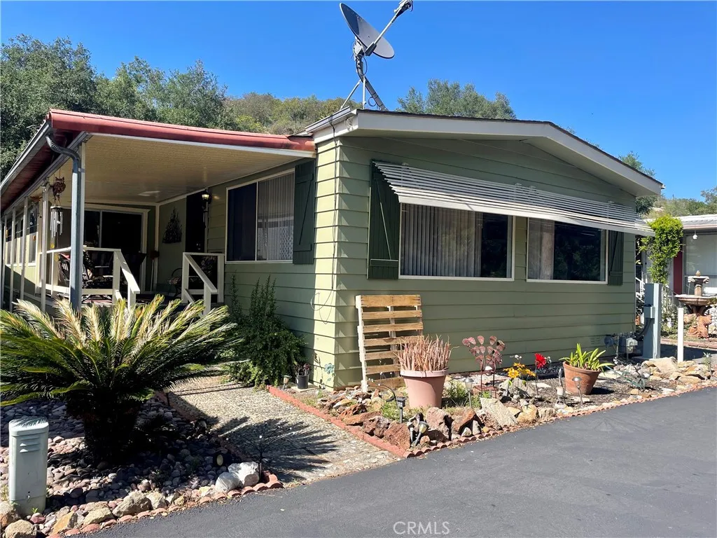 4747 Oak Crest Road Unit 102, Fallbrook, Ca 92028 - Main photo, Fallbrook, CA