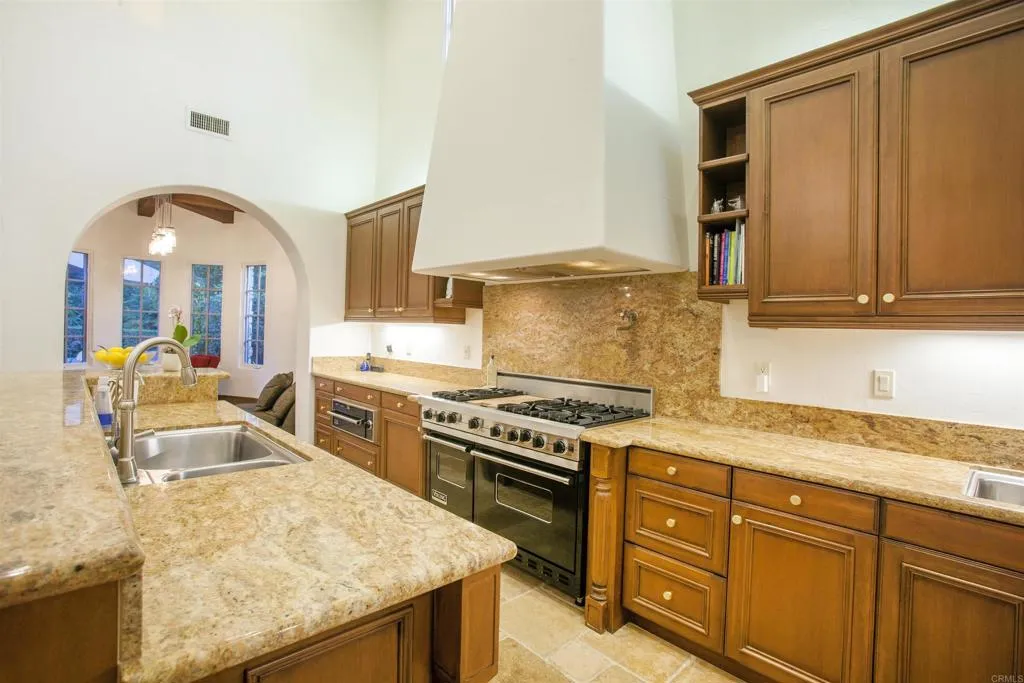 https://cdn.realtyfeed.com/cdn/127/306437199/9573b7d32f216c8ddef0273eccdadf12.webp