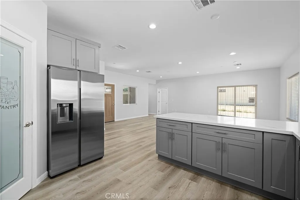 40729 171th, Lake Los Angeles, Ca 93535 - Photo 5 of 19, Lake Los Angeles, CA
