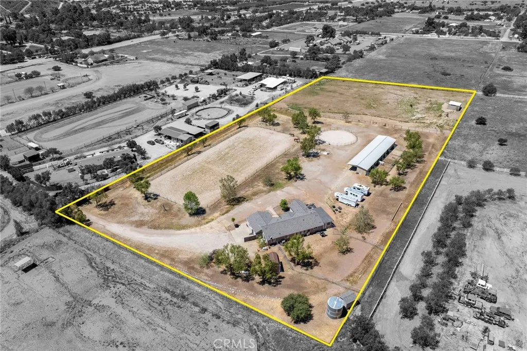 9259 Sierra Hwy, Agua Dulce, Ca 91390