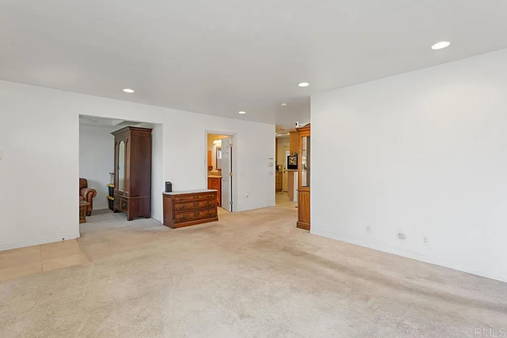 https://cdn.realtyfeed.com/cdn/127/306437352/7fba359e813359eb2447199e71d25e73.webp