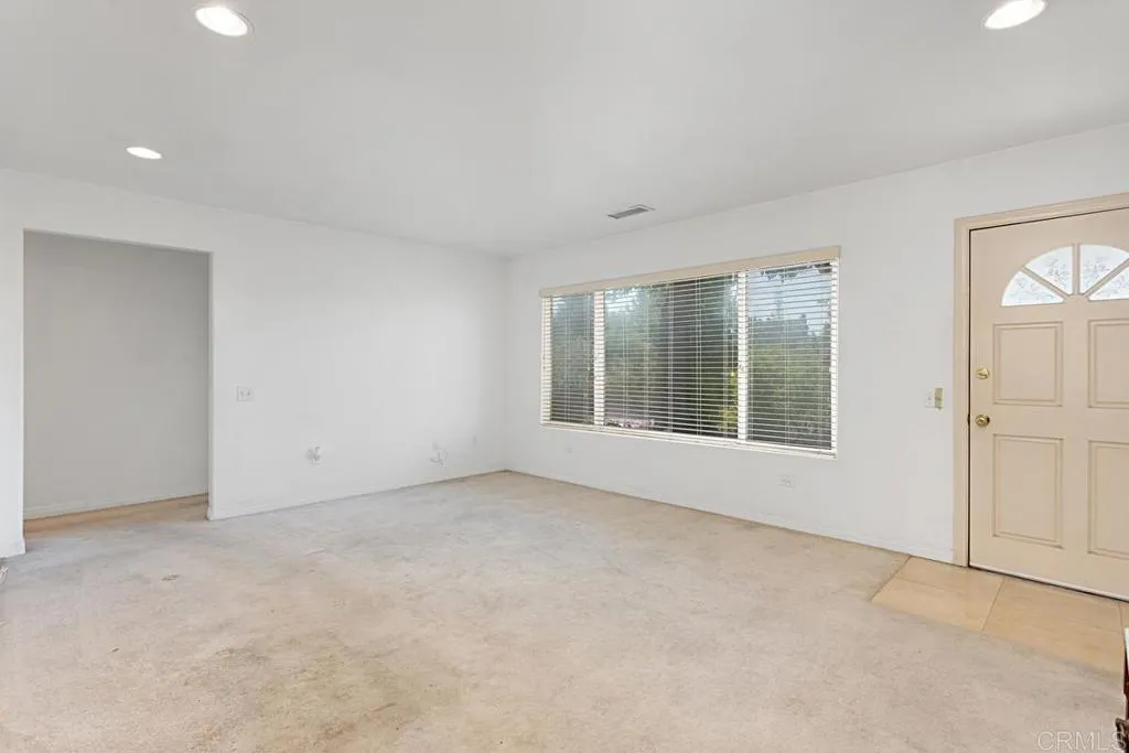 https://cdn.realtyfeed.com/cdn/127/306437352/bd97f7d66663df92c0be7b0a766c6a5c.webp