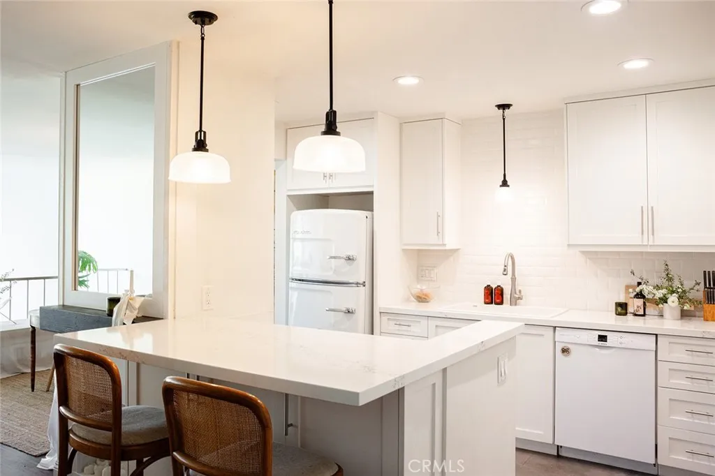 https://cdn.realtyfeed.com/cdn/127/306437361/b890795c5114eed90787dea0c2ae1e6b.webp