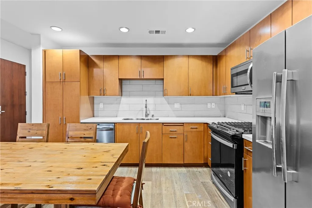 13337 Beach Avenue Unit 111, Marina Del Rey, Ca 90292 - Photo 3 of 34, Marina Del Rey, CA