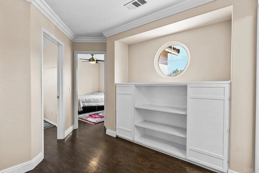 https://cdn.realtyfeed.com/cdn/127/306437371/74021b4e6d1daa576fe6d6ead92308b3.webp