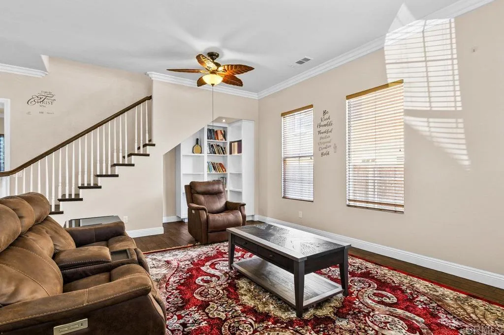 https://cdn.realtyfeed.com/cdn/127/306437371/db711e5ee114dd90b2fae0d0427632da.webp