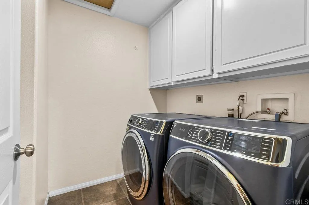 https://cdn.realtyfeed.com/cdn/127/306437371/dba9528d6b4449a88d30288a08c89a50.webp