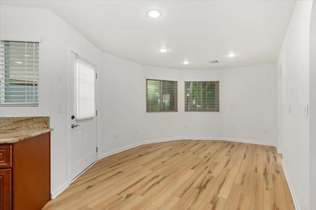 https://cdn.realtyfeed.com/cdn/127/306437636/a08d142b00f8c01cc9b64cdca546864b.webp
