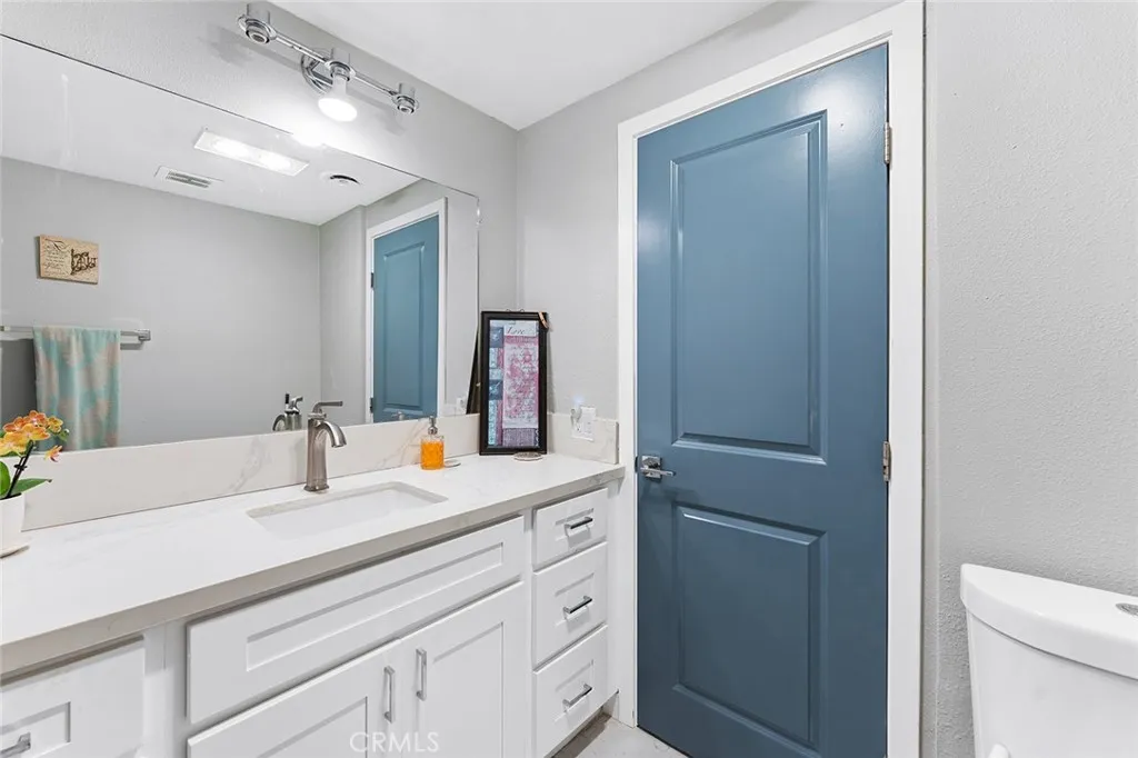 Photo #10: NP25104715 Listing: Photo #10