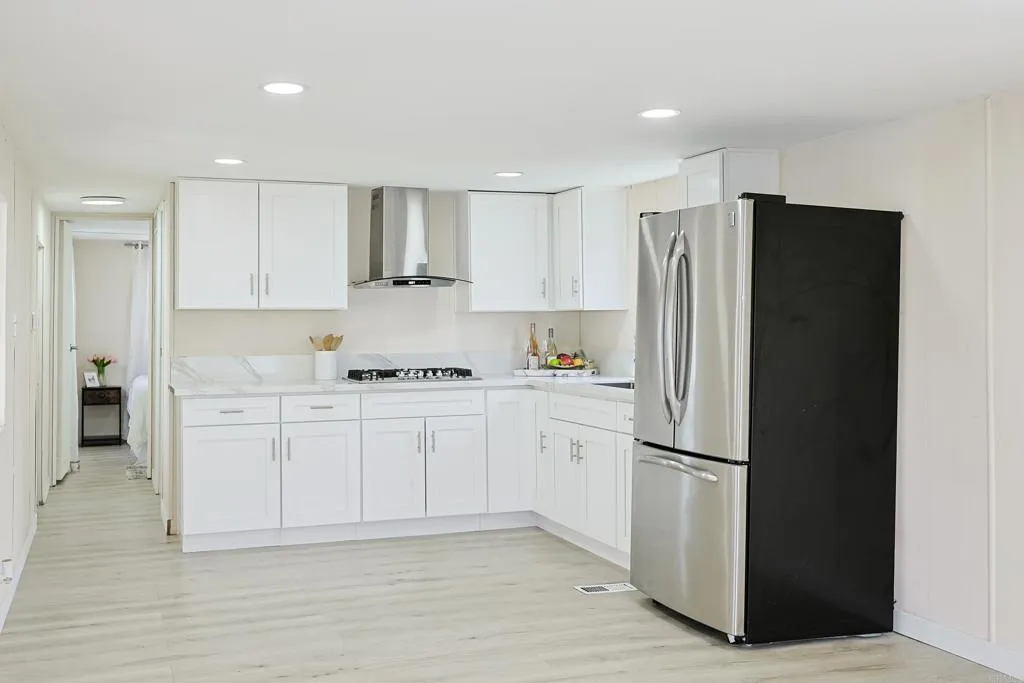 https://cdn.realtyfeed.com/cdn/127/306437731/59e0b5082243a9c015c1ec952af82287.webp