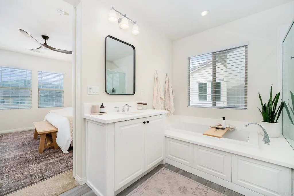 https://cdn.realtyfeed.com/cdn/127/306437850/15ebb89b1251b4c0d75f9983d6ee622d.webp