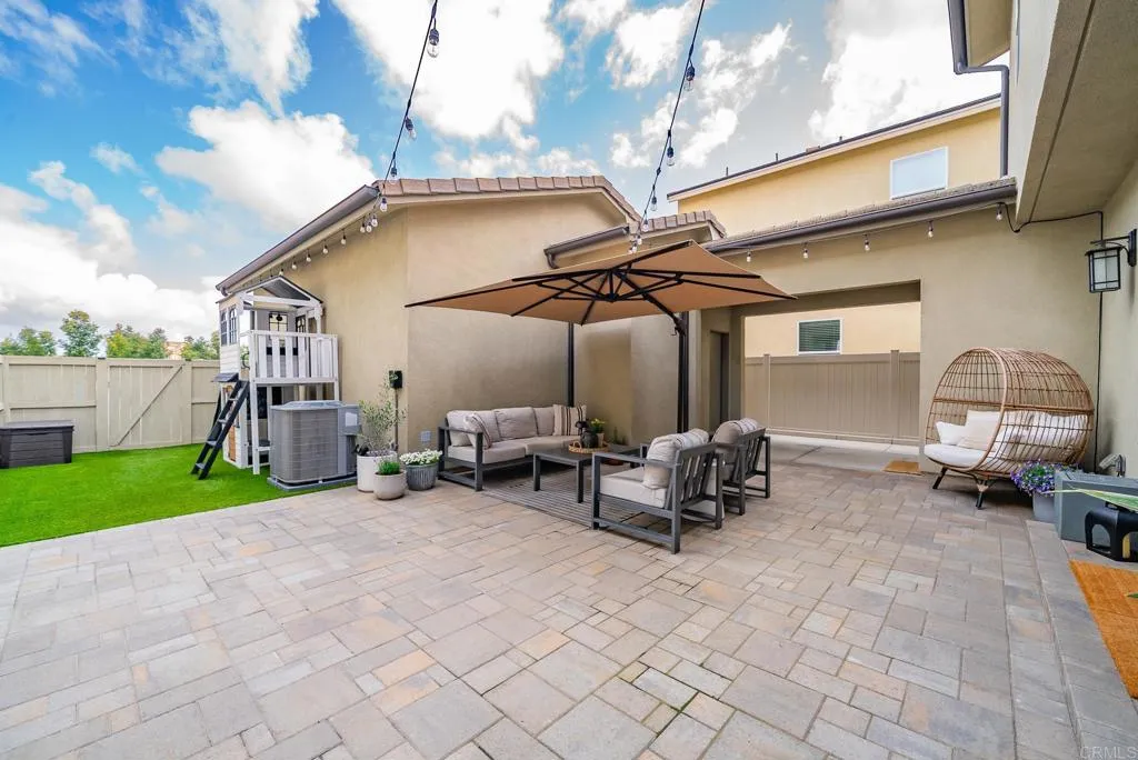 https://cdn.realtyfeed.com/cdn/127/306437850/30fe0f62bf3c49149654cecb86aed4be.webp