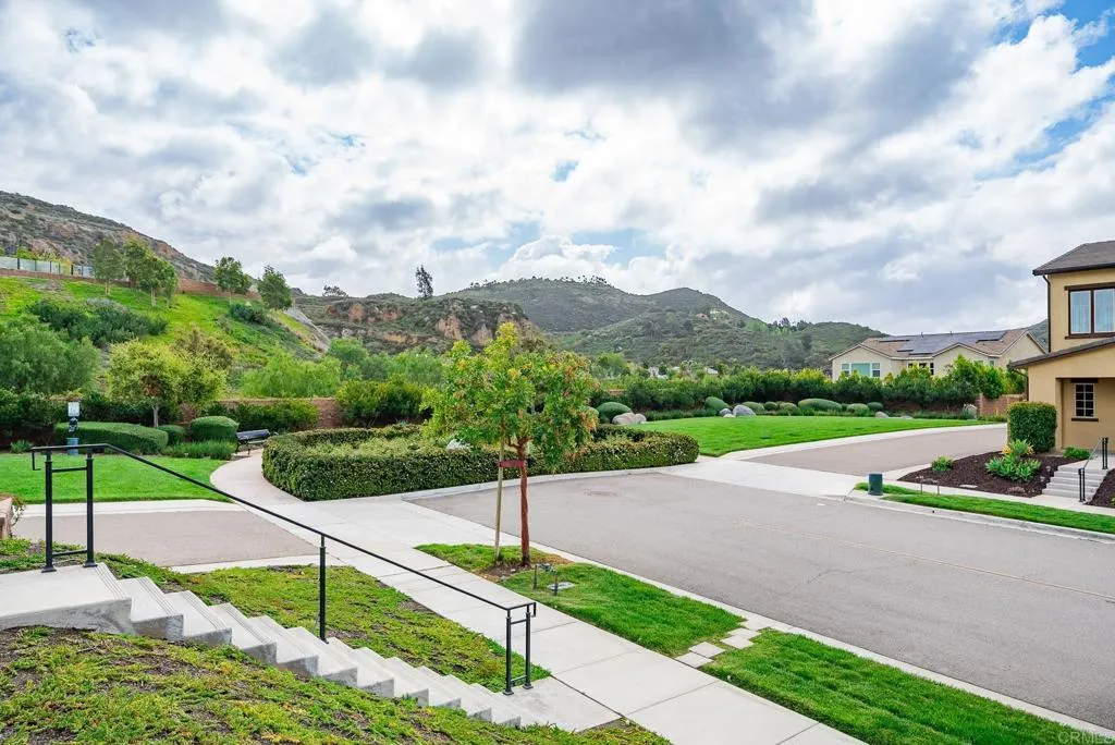 https://cdn.realtyfeed.com/cdn/127/306437850/562fc8f5aa917986c4561c69d569ca19.webp